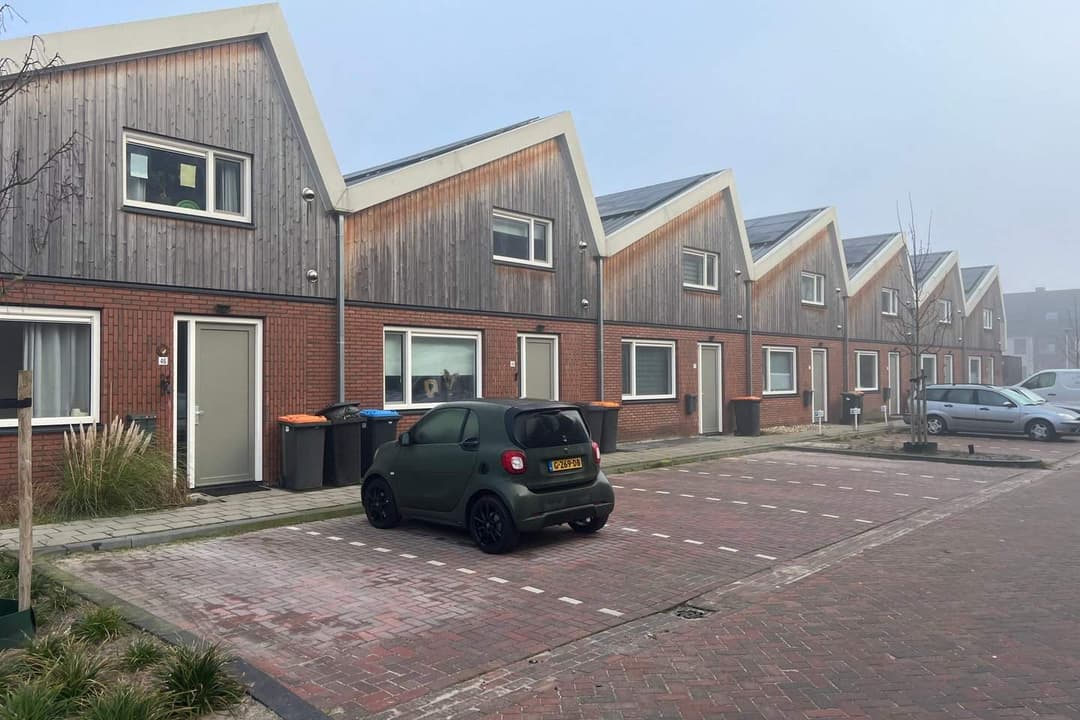 Cardinaalstraat 547602 DS Almelo - À Louer