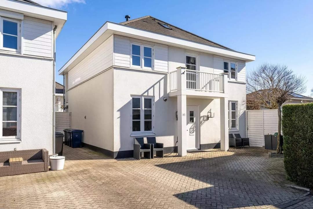 Maison Jaap ter Haarstraat, Almere - À louer