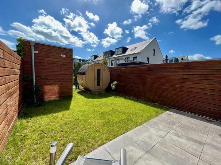 Eckhaus Het Pontveer 22, Diemen - Möbliert