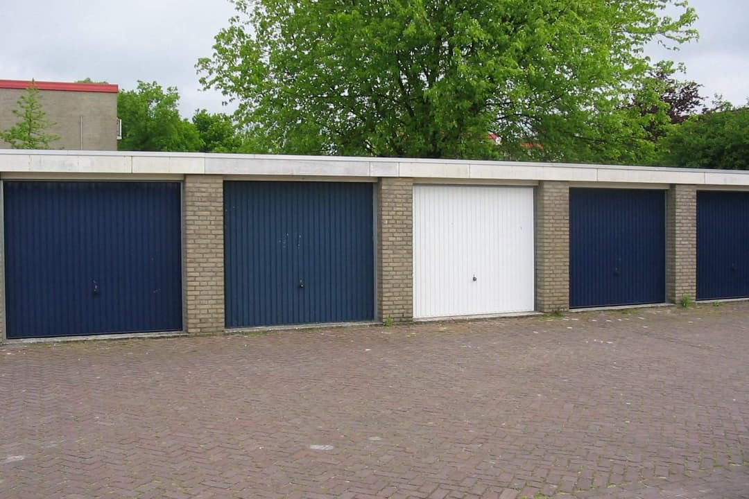 Garage Box De Kreek 19F, Lelystad - En Alquiler