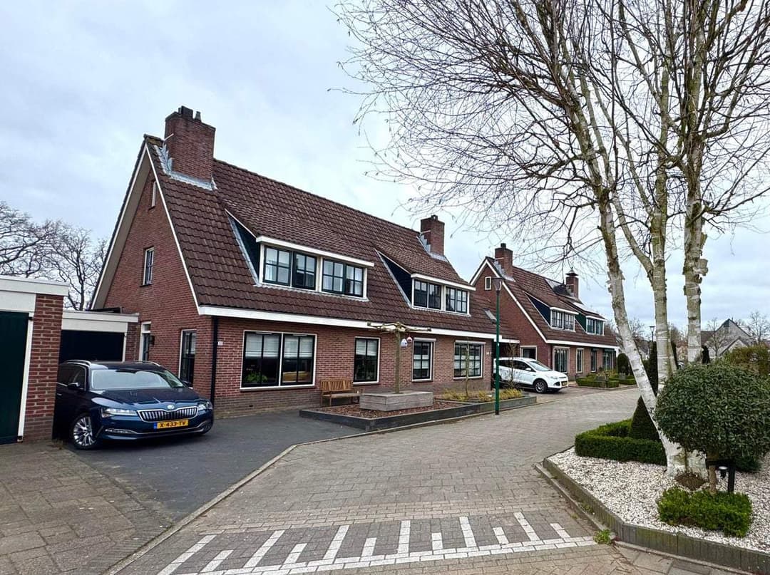 House Coniferenlaan, Veenendaal - For Rent
