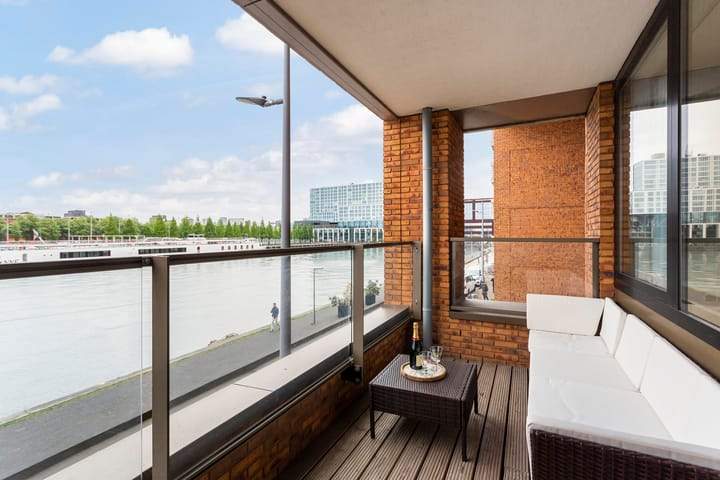 3-Room Apartment Kratonkade, Rotterdam - For Rent