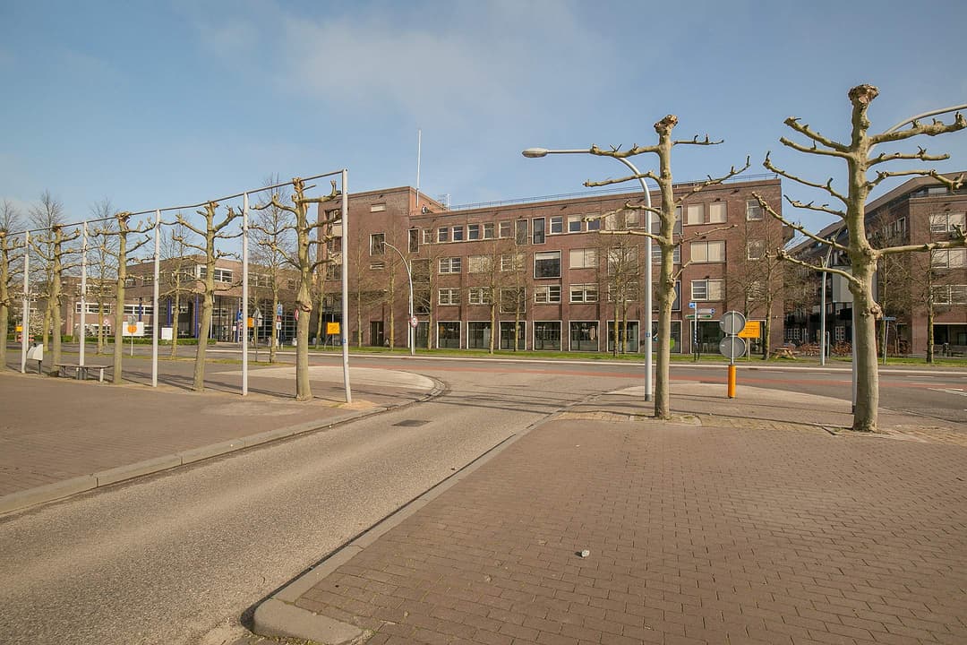 Apartment Noordzeelaan 10 T, Zwolle - For Rent