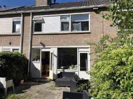 Ongemeubileerde Kamer aan Jupiterstraat, Groningen - Te Huur