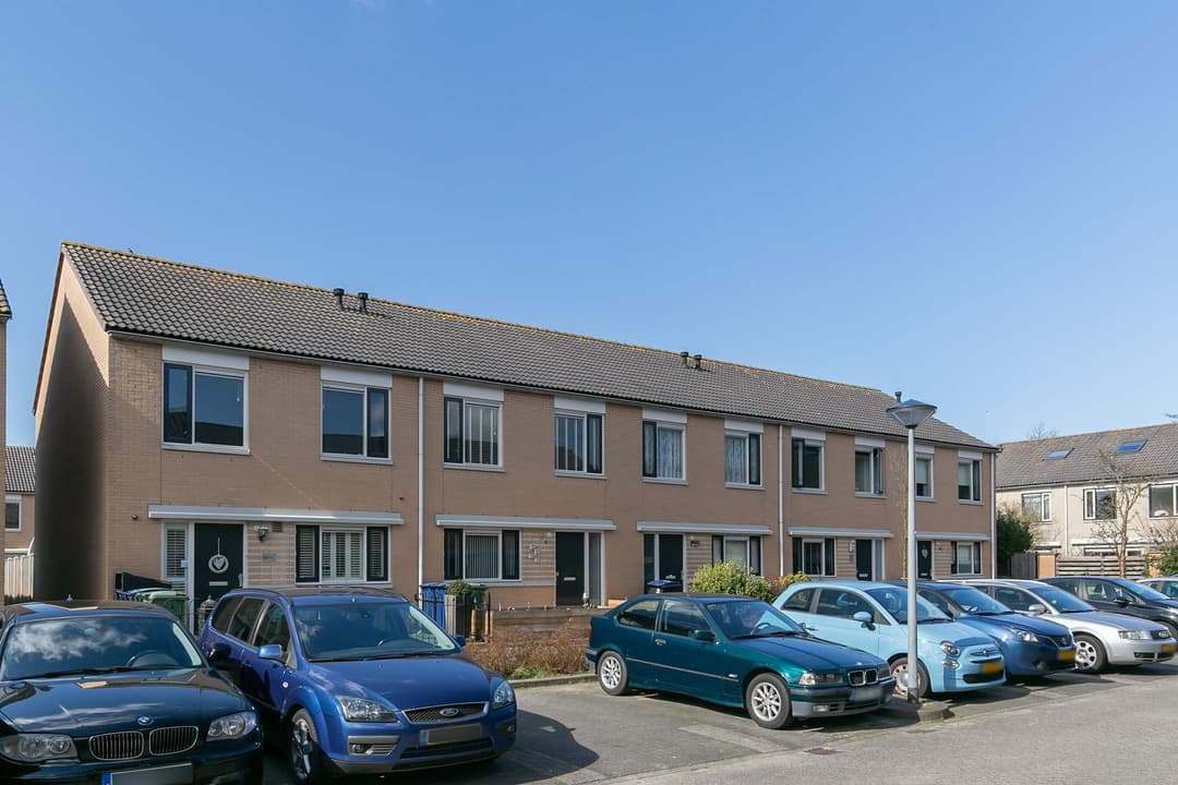 Goudenregenstraat 22, Almere - Te Huur