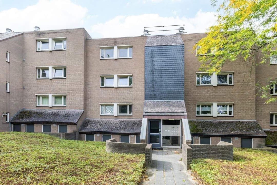 Flat Peschstraat 32, Heerlen - For Rent