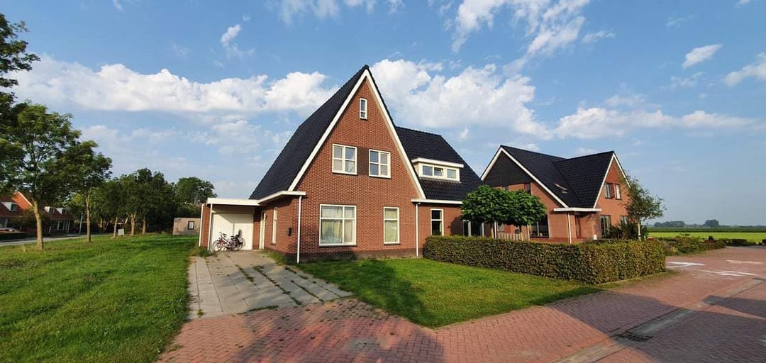 Detached House Huizingerweg 30, Westeremden - For Rent