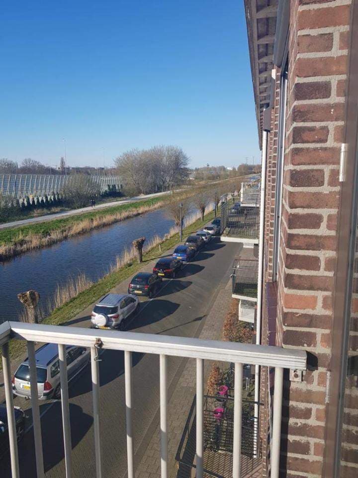 Gemeubileerde Kamer Diemerkade, Diemen - Te Huur