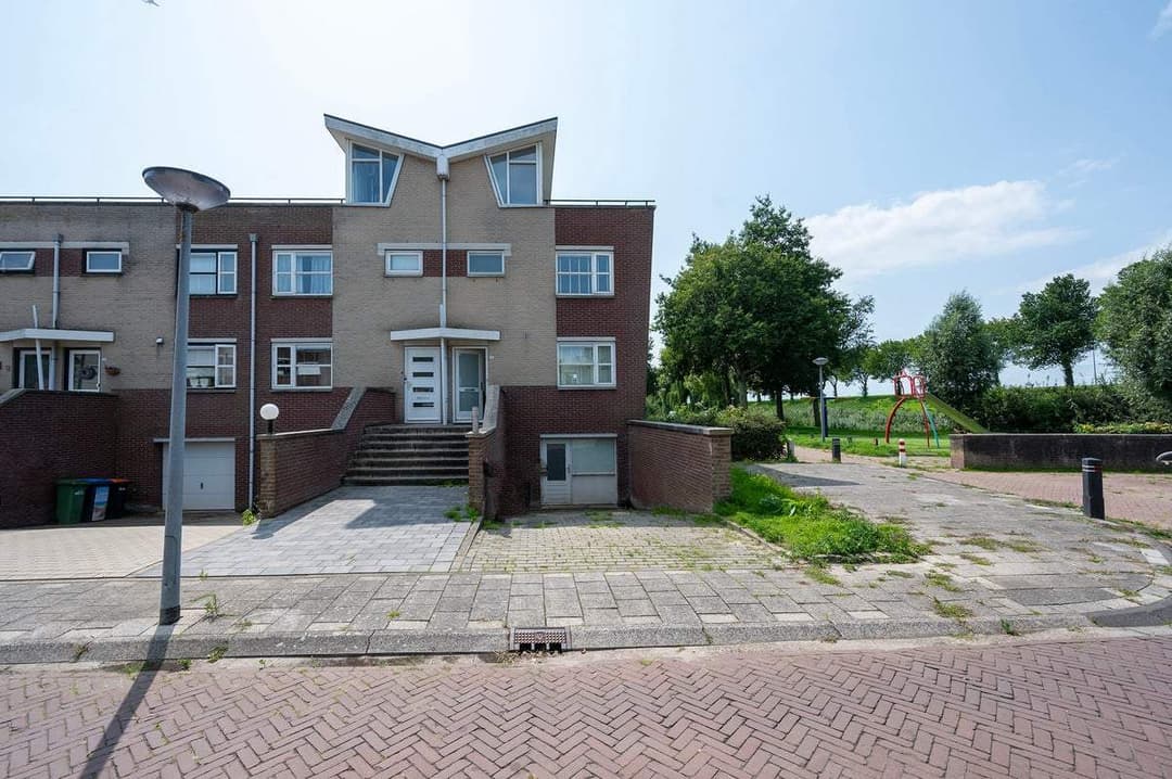House Spakenburglaan 8244 DX, Lelystad - Alquiler