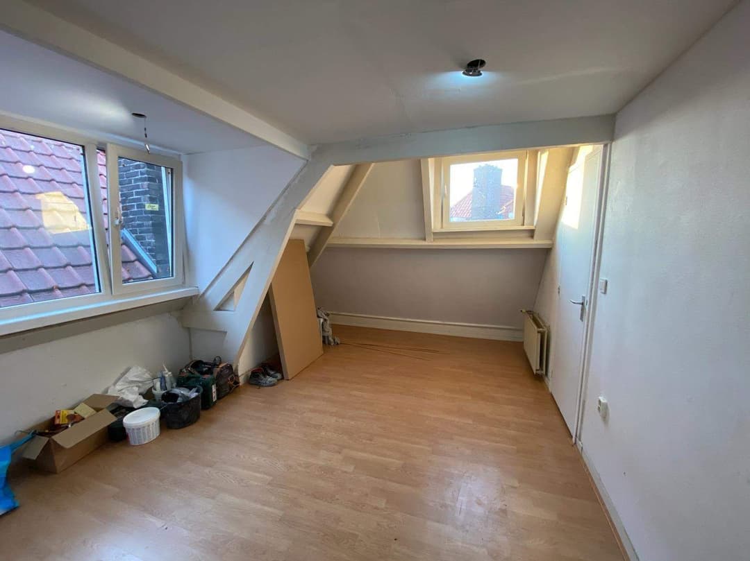 Ongezamenlijke Studio Mathenesserweg, Rotterdam - Te Huur