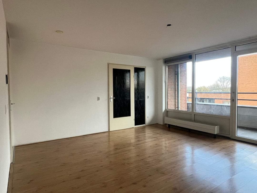 Flat Zanglijsterstraat, Rotterdam - For Rent