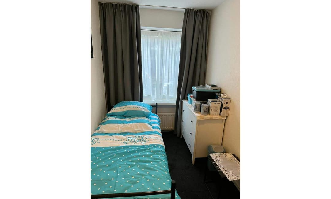 Kamer in Hooglandstraat, Rotterdam - Te Huur