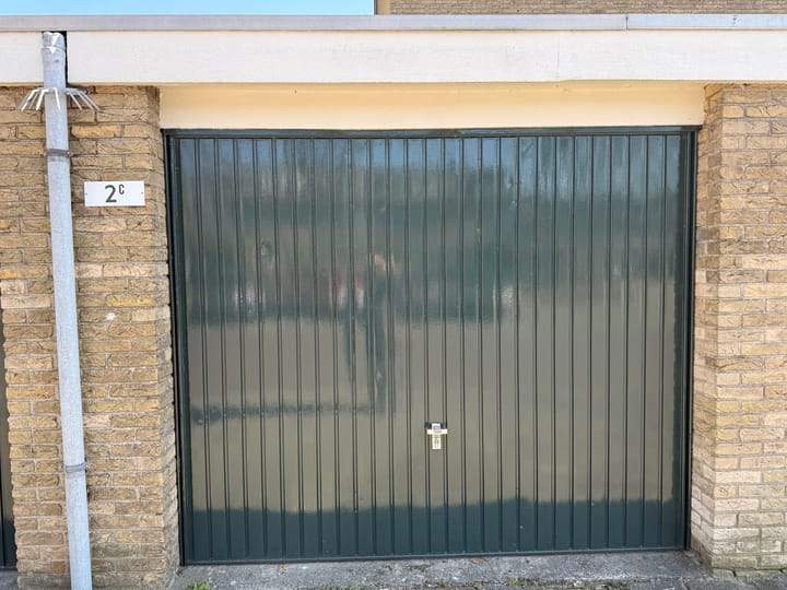 Garage Baron van Ghentlaan 2, Voorschoten - À Louer