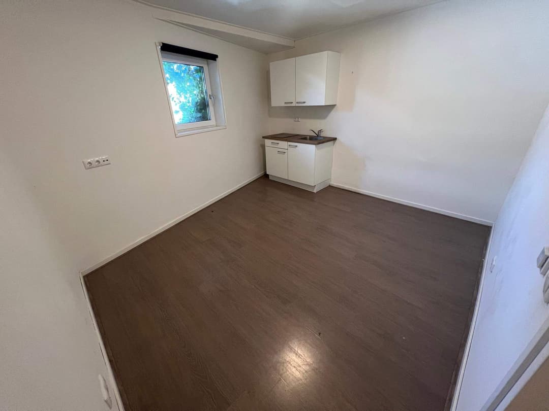 Unmöbliertes Zimmer in Minister Kanstraat, Emmen - Zur Miete