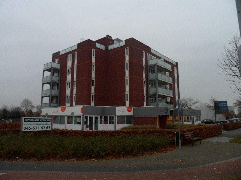 Flat Geleenbeeklaan, Geleen - Te Huur