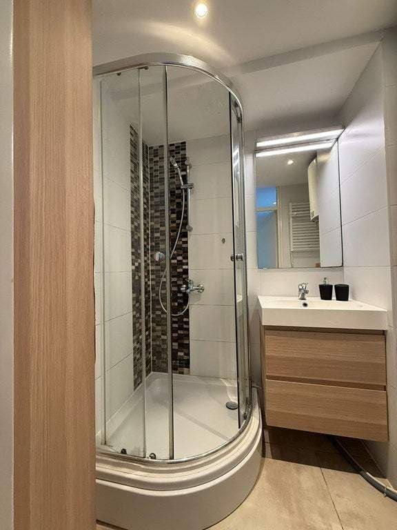 Flat Wilgenplaslaan, Rotterdam - For Rent