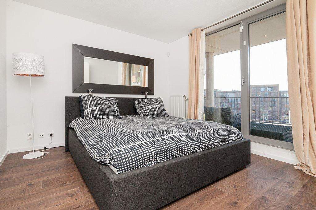 Gemeubileerd appartement, President Kennedylaan, Amsterdam - Te Huur
