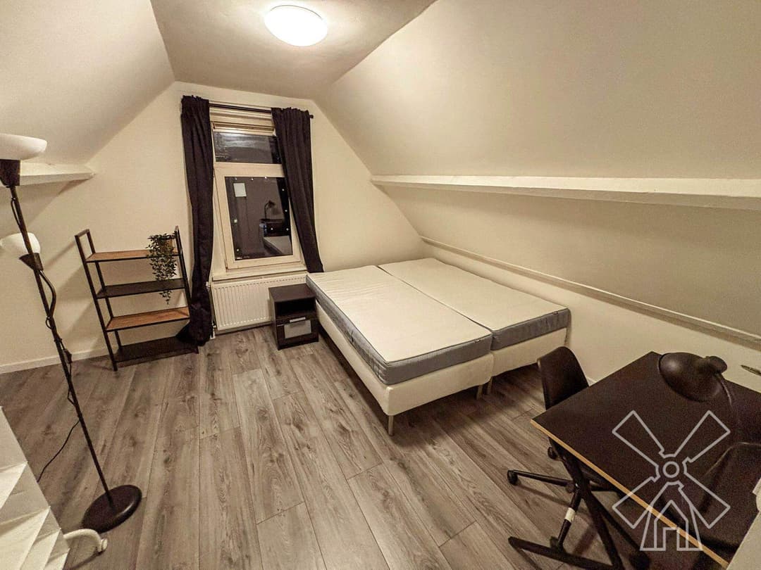 Gemeubileerde kamer Woelwijkstraat, Rotterdam - Semi-studio