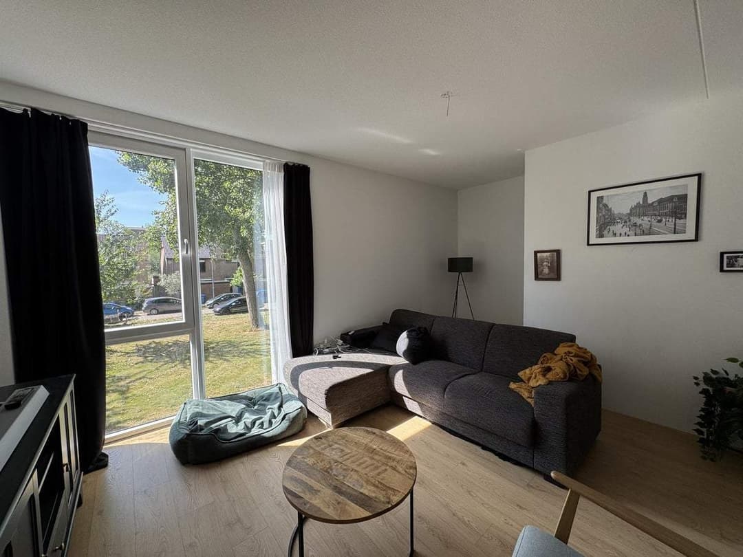 Flat Dina Sansonpad 7, Rotterdam - For Rent