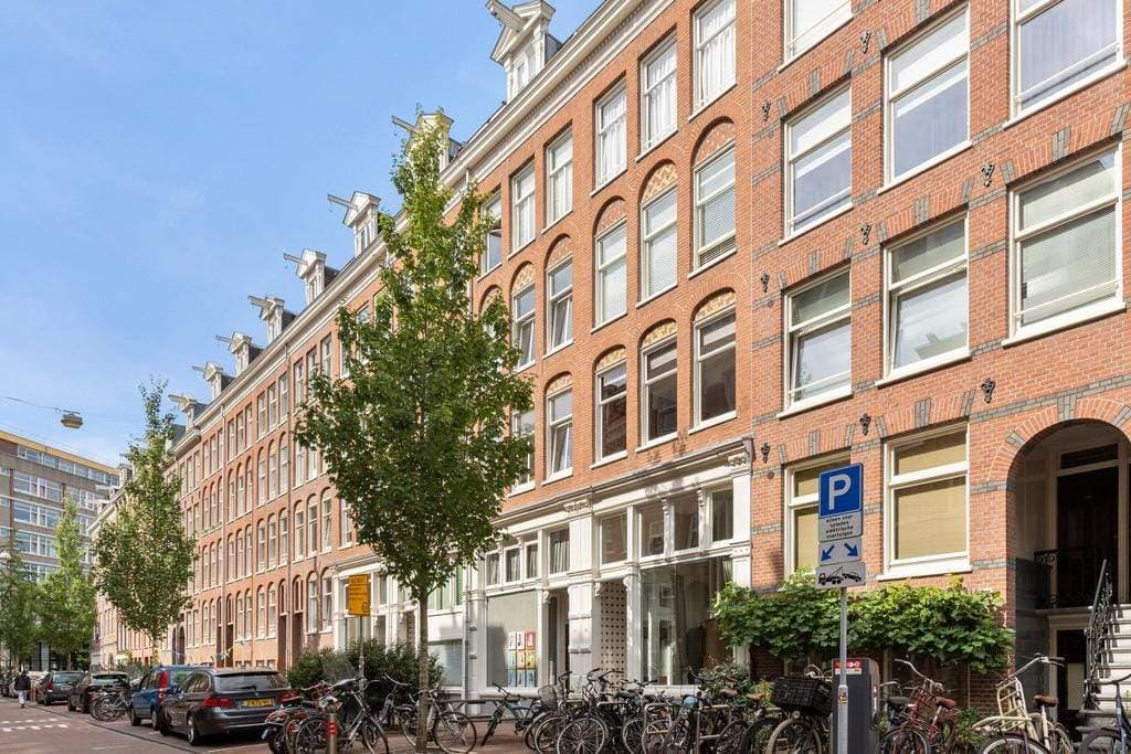 Appartement Van Oldenbarneveldtstraat 90-11052 KH Amsterdam - Te Huur