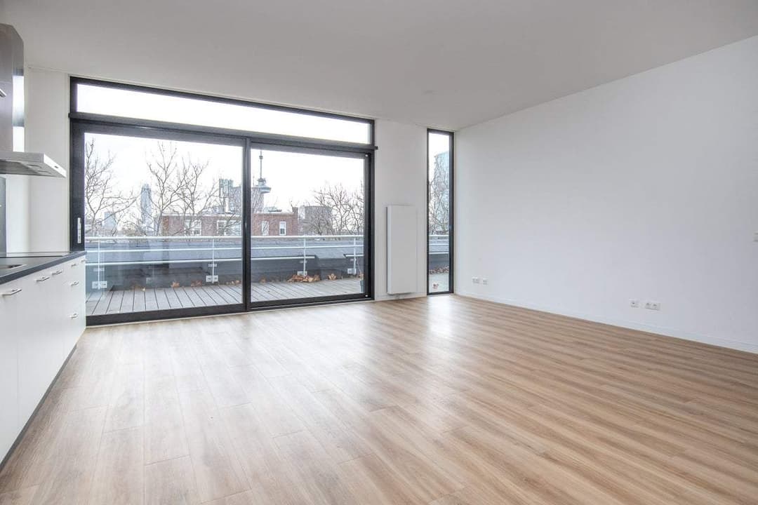 Flat Westzeedijk 507 D, Rotterdam - Te Huur