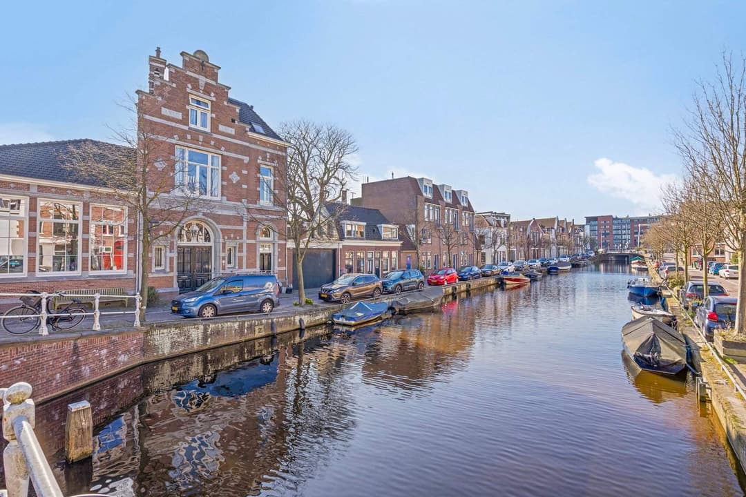 Flat Burgwal 69, 2011 BC Haarlem - Te Huur