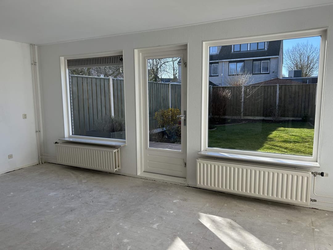 Elzenstraat 8, Almere - Te Huur