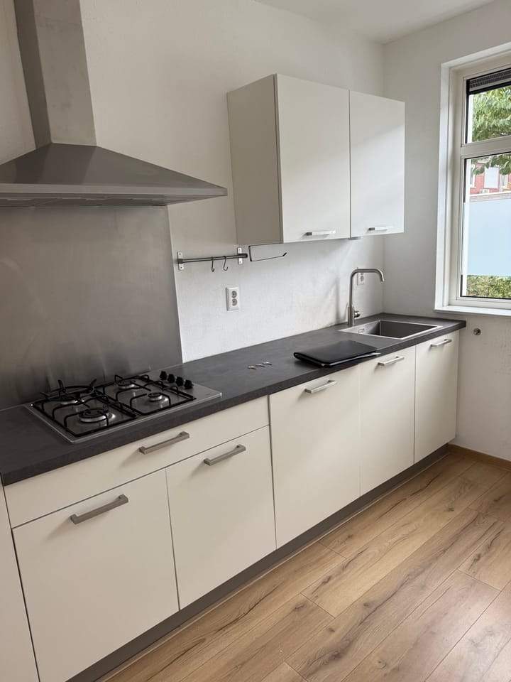 Corner House on Tulbagh, Tilburg - 3-Bedroom