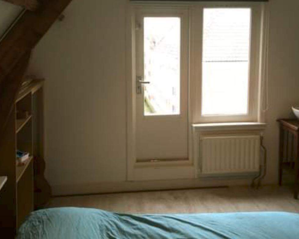 Unfurnished Room for Rent in Dijkstraat, Amsterdam