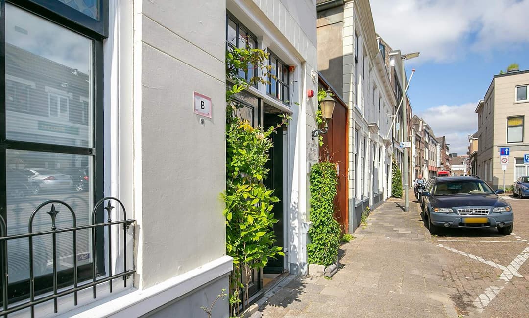 Room in Schiedam, Boterstraat - For Rent