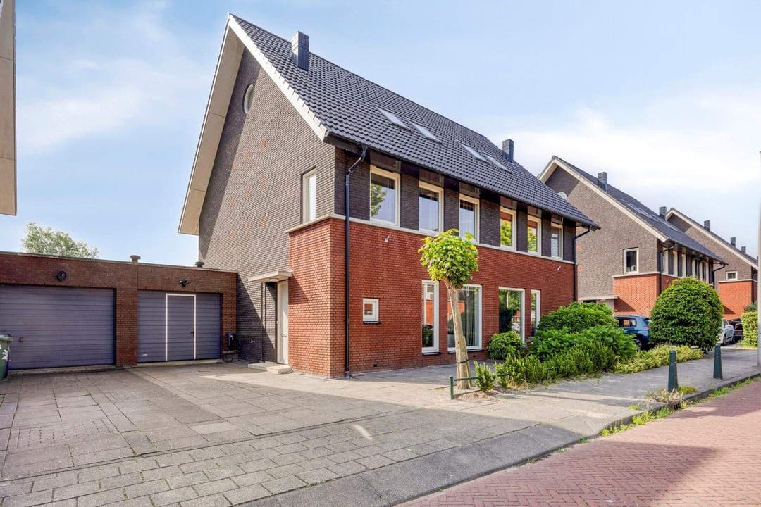 5-Kamer Gezinswoning Socrateslaan, Den Haag - Te Huur
