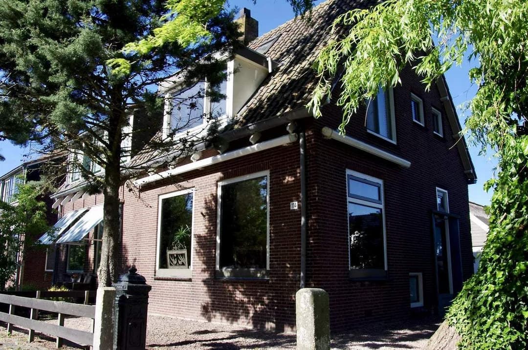 Semi-detached House in Middelie, Netherlands - For Rent
