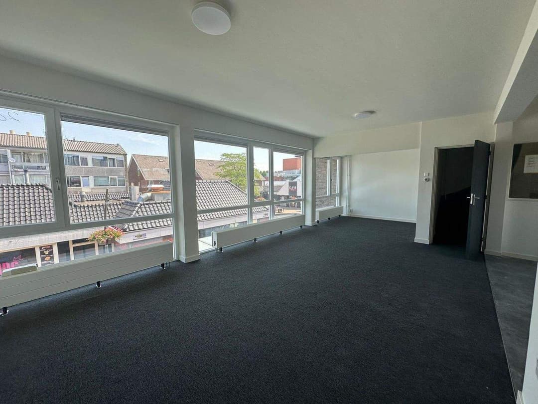 Ruime 5-Slaapkamer Appartement Het Ruim, Dronten - Te Huur