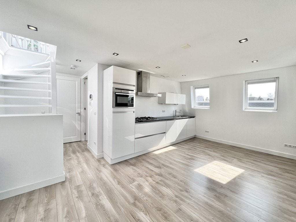 Flat Ceintuurbaan, Amsterdam - Te Huur