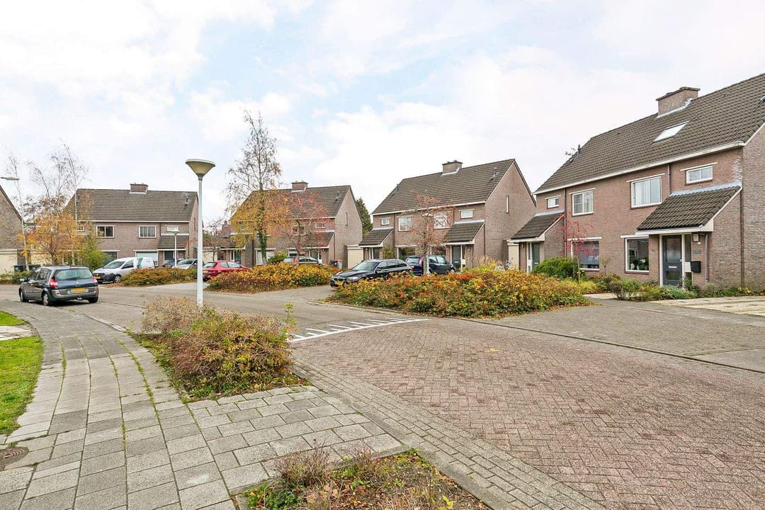 Korenmolen 259, Drachten - Halfvrijstaande woning te huur