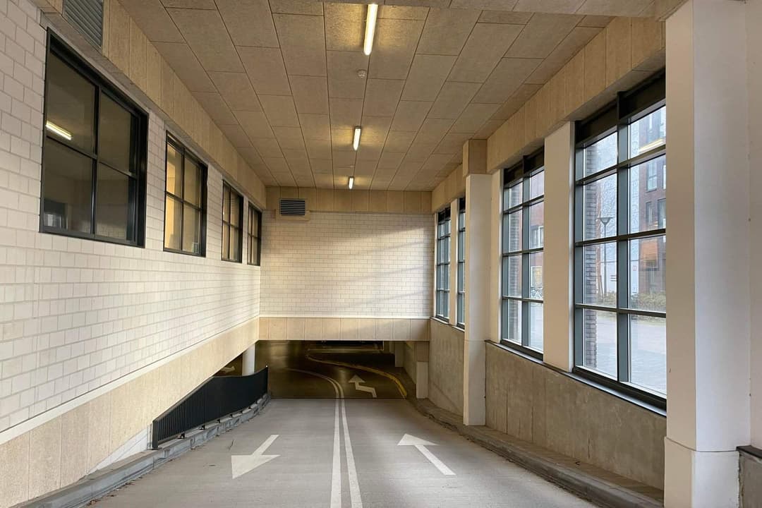 Place de Parking Tolplaats 273831 JR Leusden - À Louer