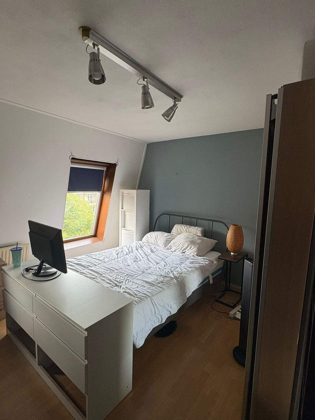 Ongemeubileerde Kamer Vondelweg, Rotterdam - Te Huur