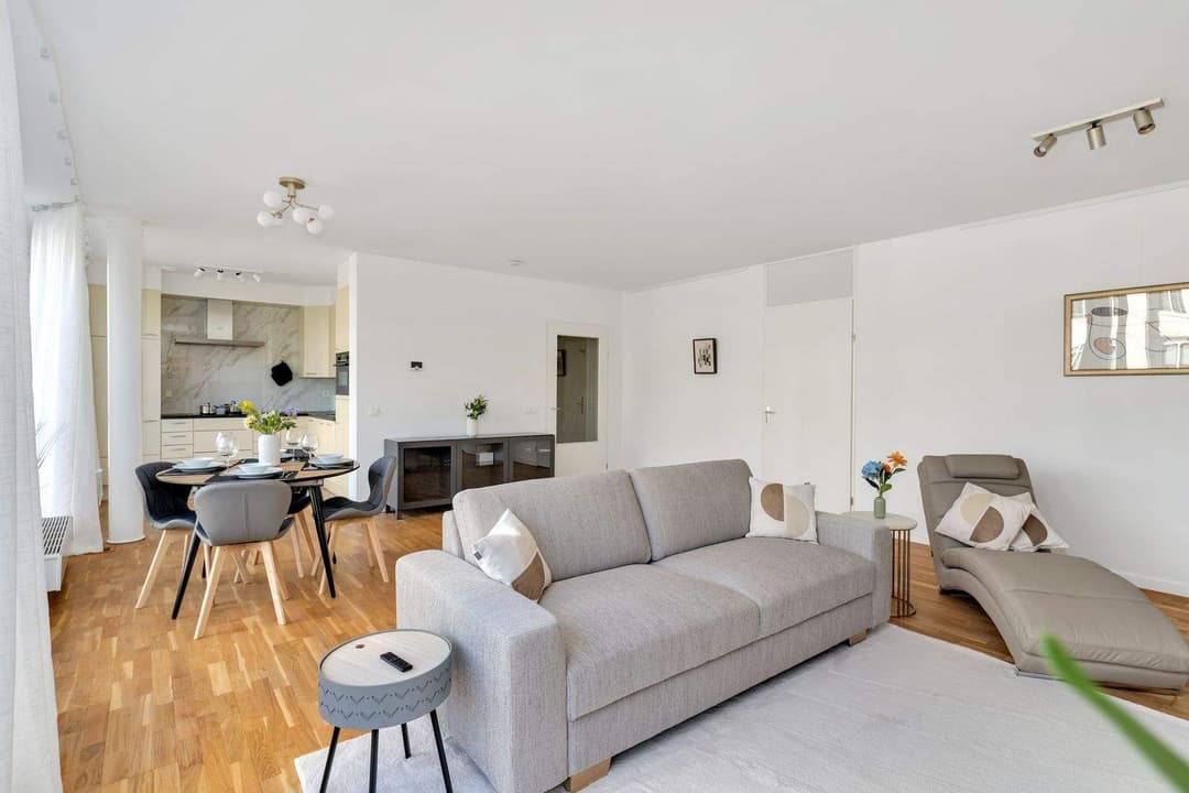 Apartamento Burgemeester De Monchyplein, La Haya - En alquiler