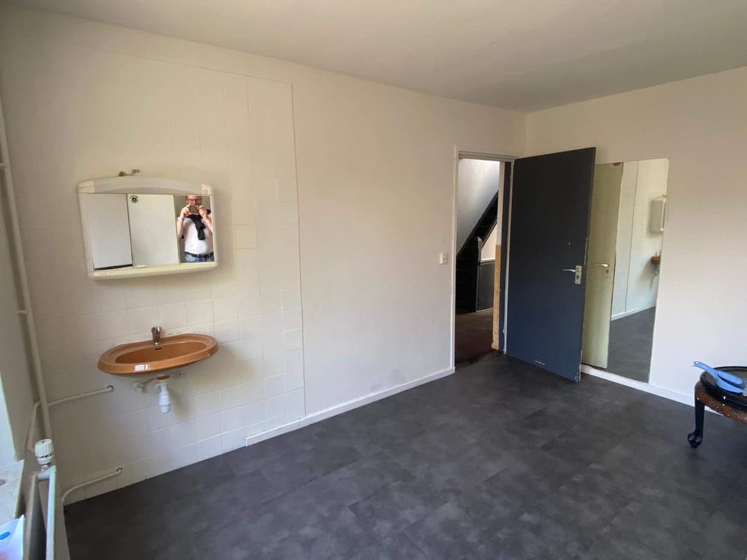 Chambre Meublée Rue du Rathauss, Maastricht - À Louer
