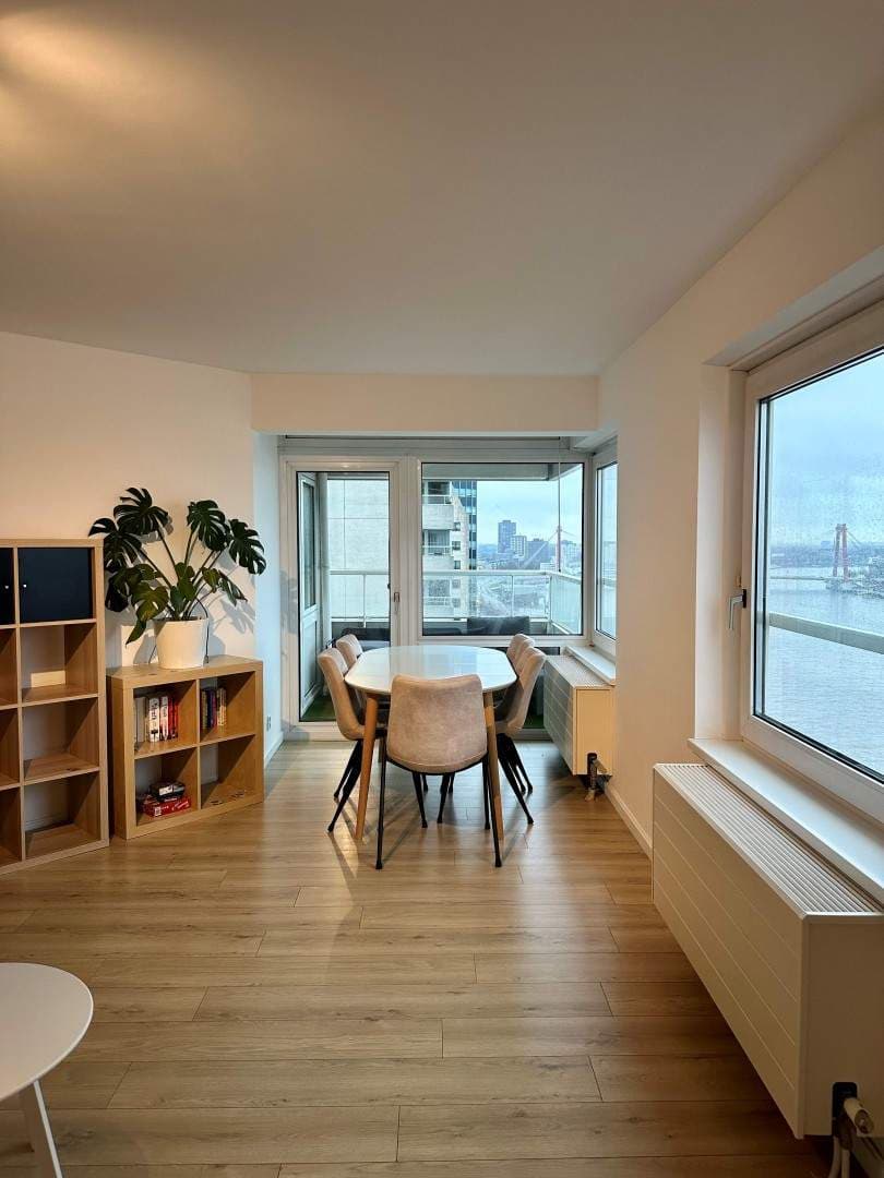 Boompjes, Rotterdam - 2-Bedroom Portiekflat (75 m²)