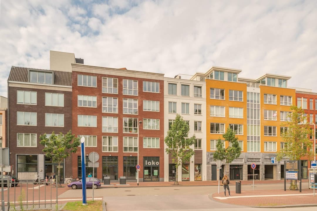 Apartment Stationsplein 65, Weert - Ground Floor
