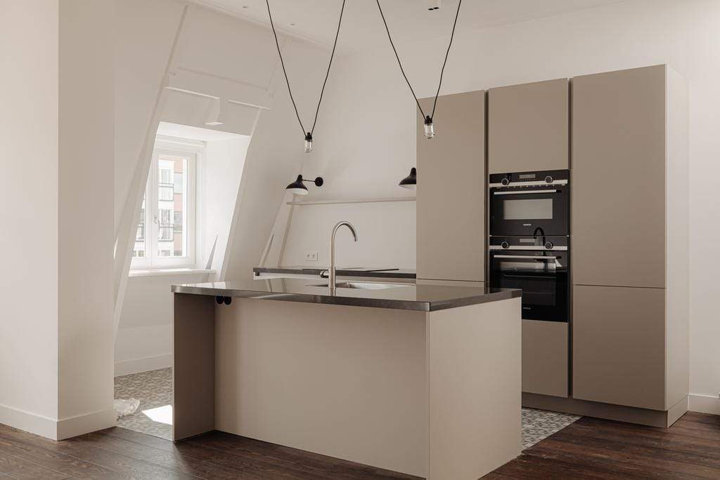 Appartement Pieter de Hoochstraat 36, Amsterdam - Te Huur