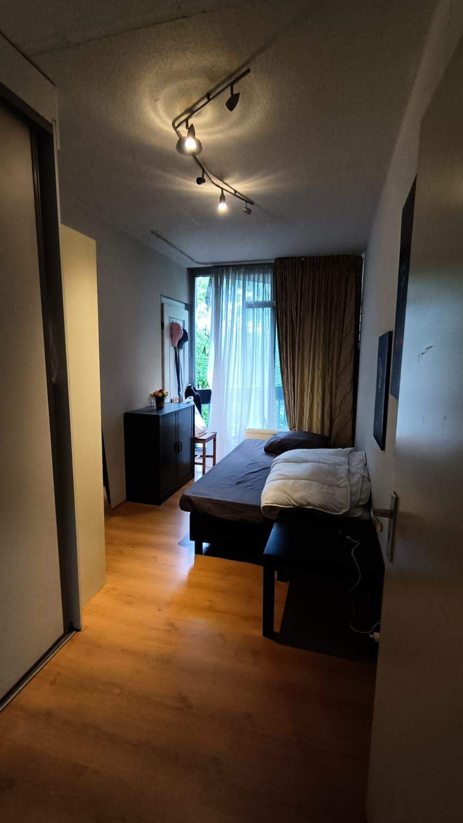 Furnished Room Daltonstraat, Schiedam - For Rent
