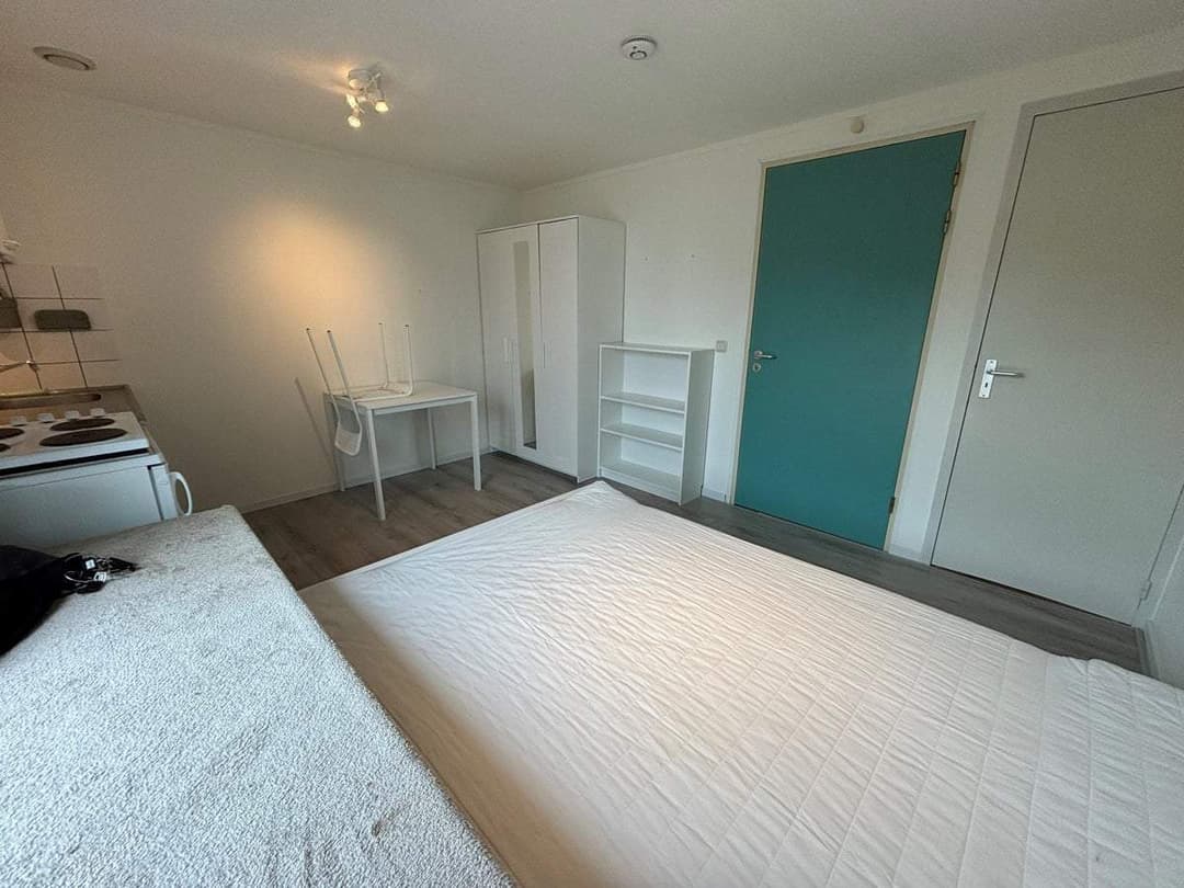 Zimmer Heugemerstraat, Maastricht – Möbliertes Zimmer