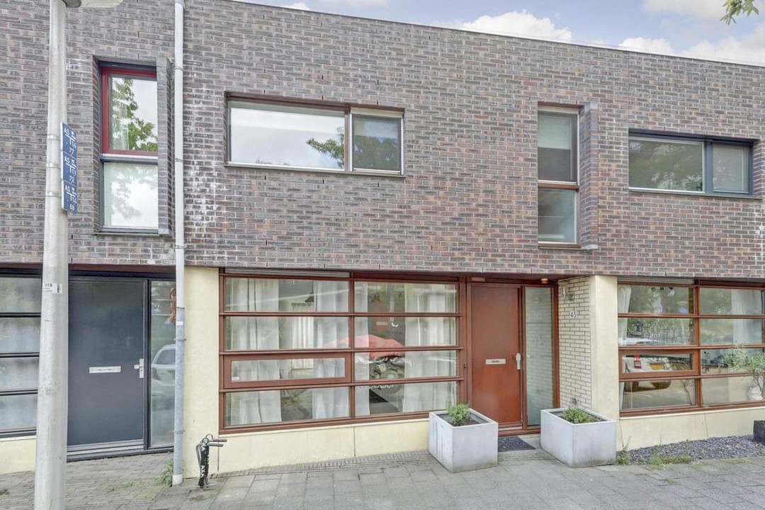 House Laan van Van der Gaag 45, Delft - Te Huur
