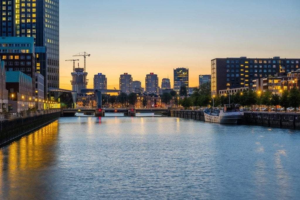 Flat Laan op Zuid, Kop van Zuid, Rotterdam - Zu vermieten