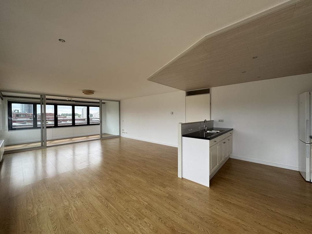 Flat Sint-Jobskade 640, Rotterdam - For Rent