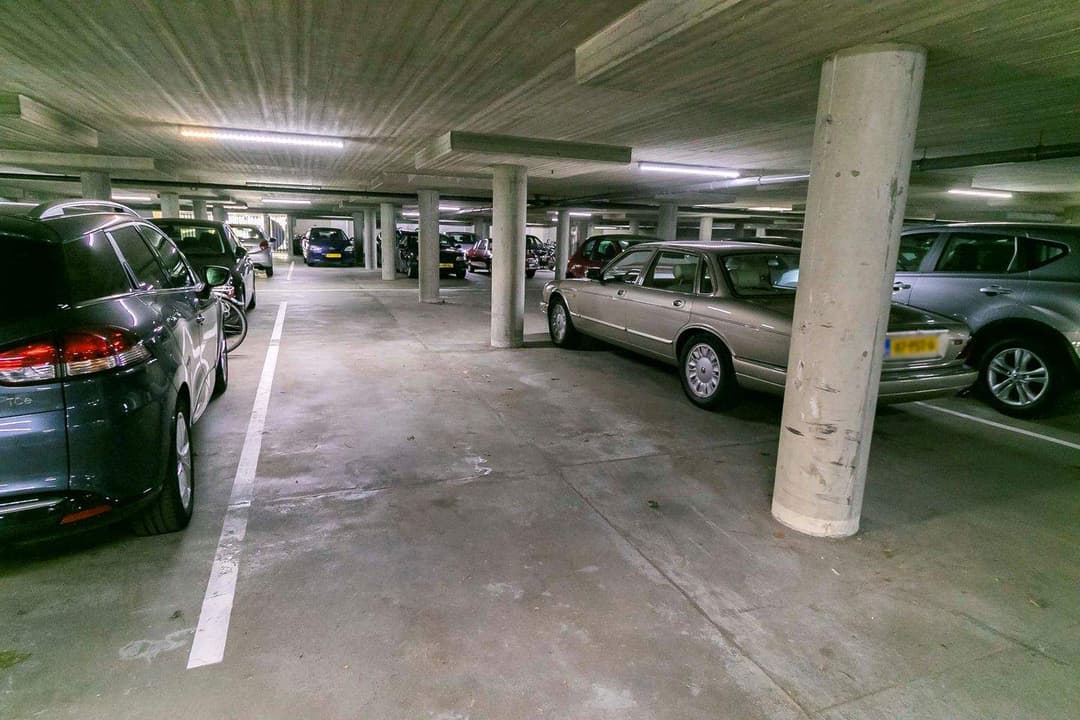 Plaza de estacionamiento Bonistraat, La Haya - En alquiler
