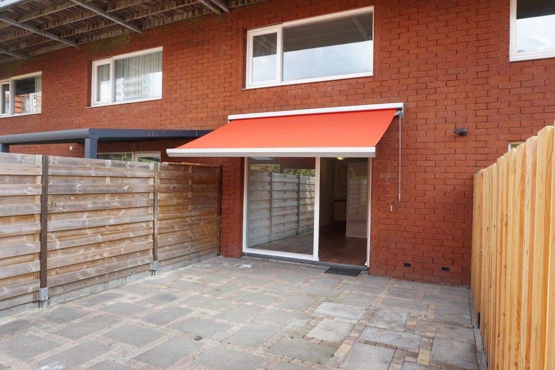 Flat Staalstraat, Rotterdam - For Rent