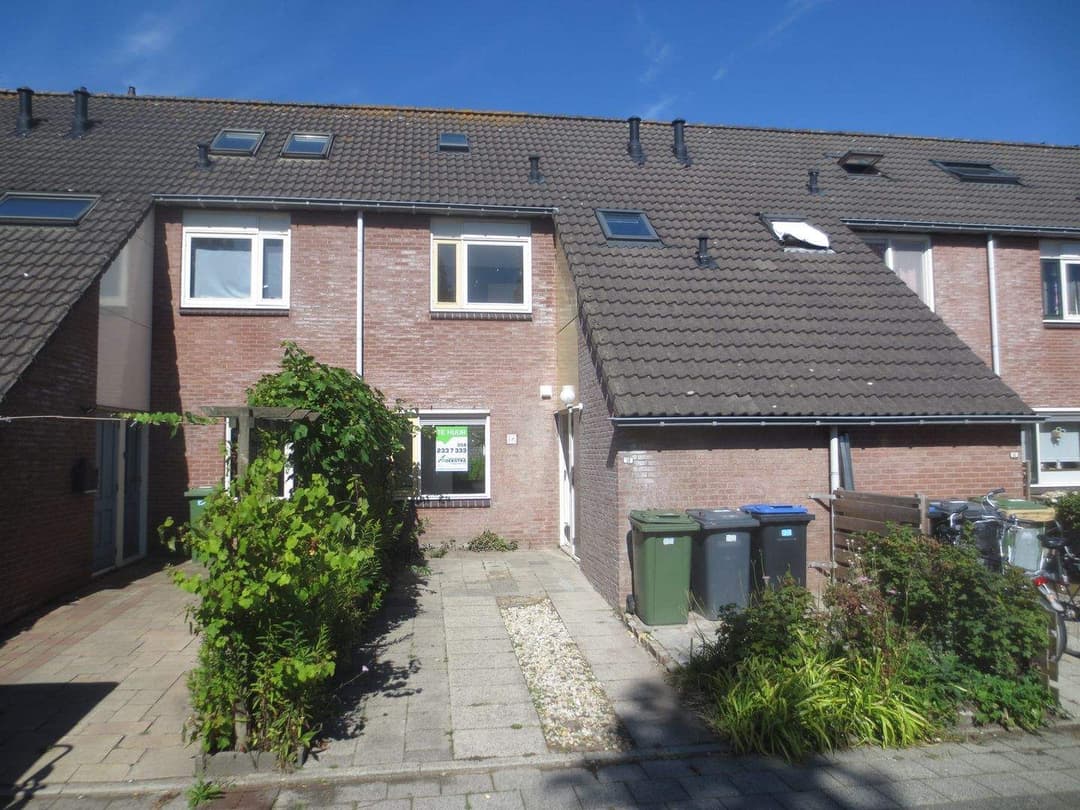 Maison Mitoyenne Spacieuse à Altenburg, Bolsward - À Louer